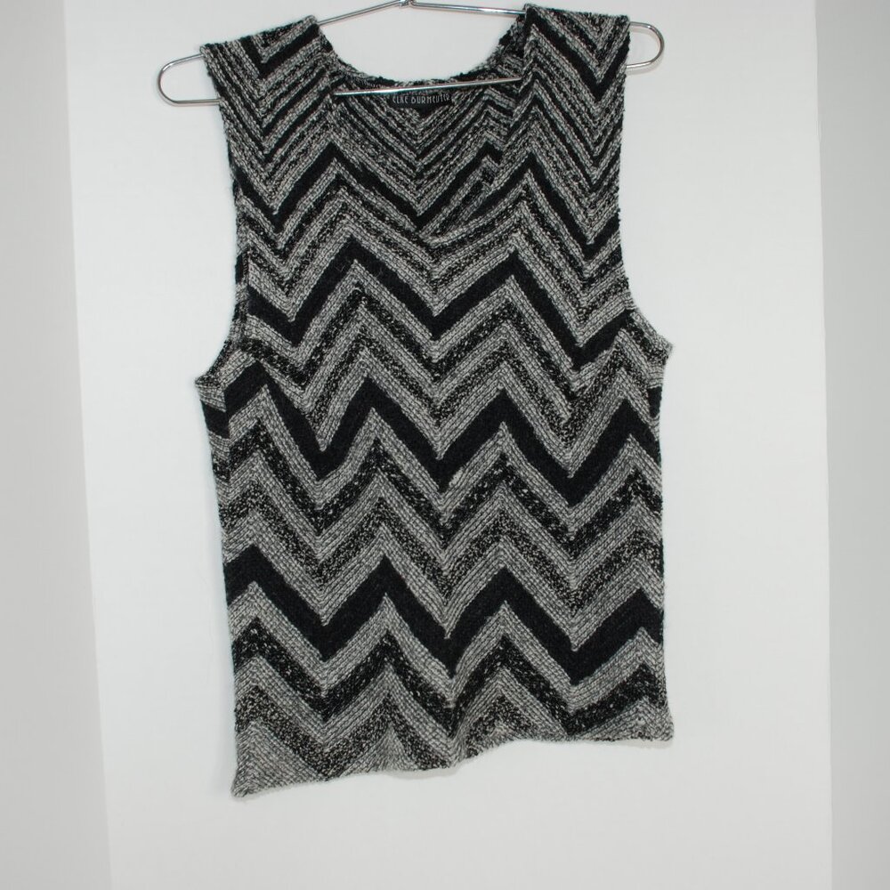 Grey and Black Sleeveless top w/ zig-zag pattern, round neck by Elke Burmeister